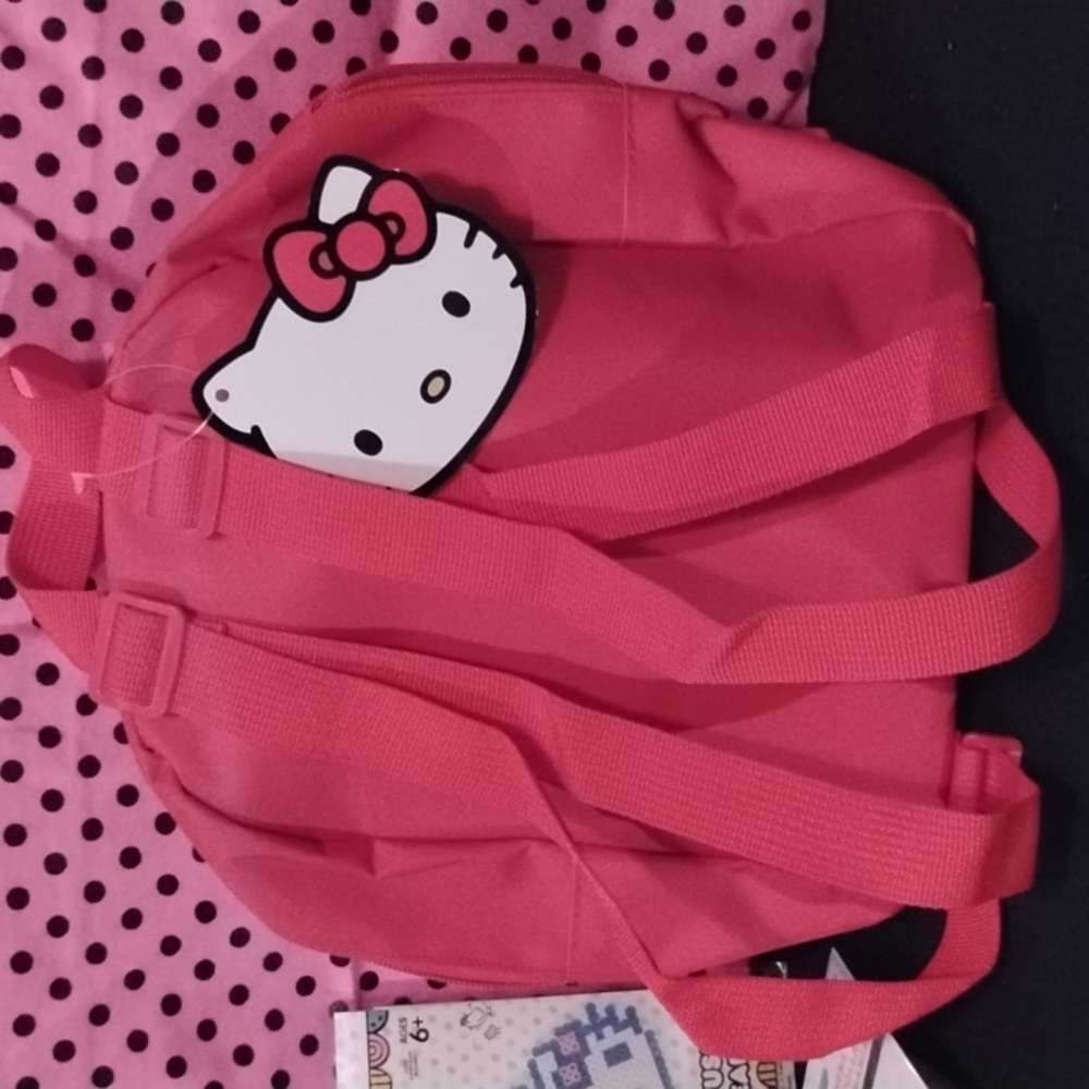 5 Pc.  Sanrio Hello Kitty Bundle - Picture 7 of 8